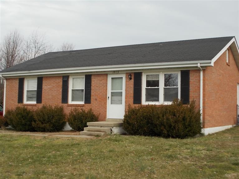 1013 Ridgeway Drive Danville, KY 40422 - Photo 1 of 8 Photo 1