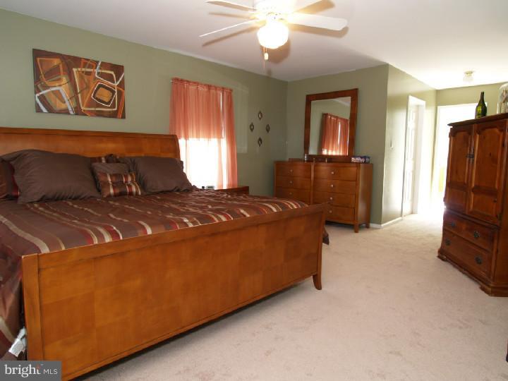 304 Sunny Ridge Road Gilbertsville, PA 19525 - Photo 12 of 25 Gallery Image 12