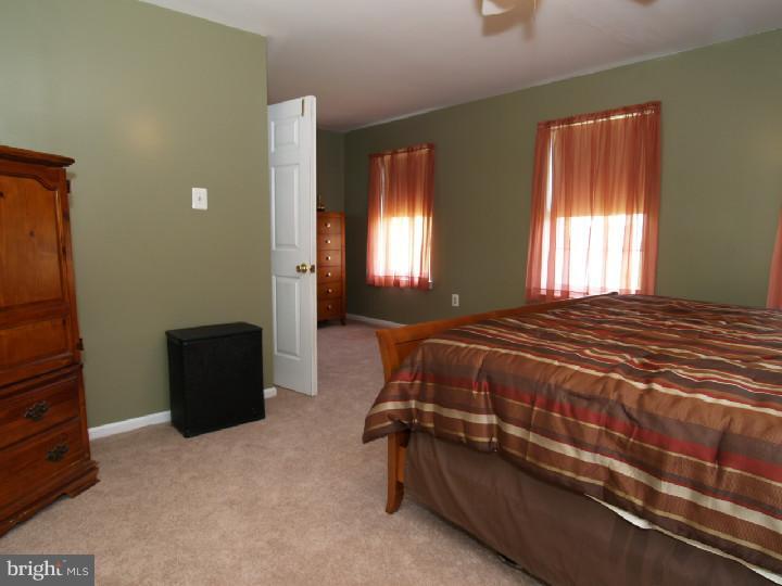 304 Sunny Ridge Road Gilbertsville, PA 19525 - Photo 13 of 25 Gallery Image 13
