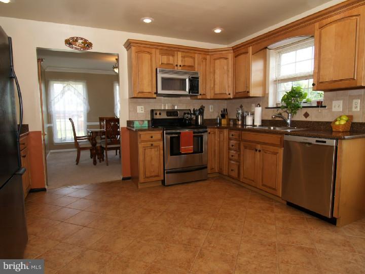 304 Sunny Ridge Road Gilbertsville, PA 19525 - Photo 8 of 25 Gallery Image 8