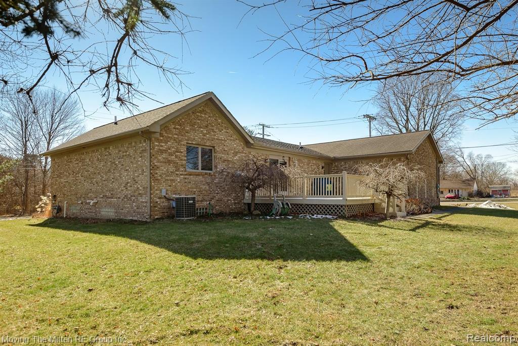 40900 Robbe Road Belleville, MI 48111 - Photo 47 of 55