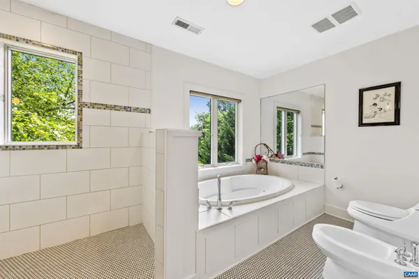 $1,625,000 | 7520 Greenwood Station Road, Greenwood, VA 22943