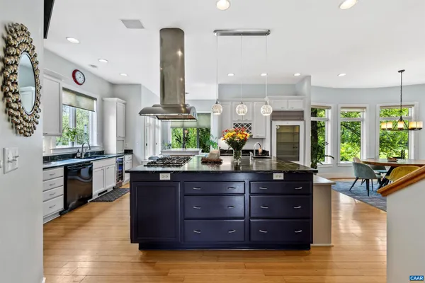 $1,625,000 | 7520 Greenwood Station Road, Greenwood, VA 22943