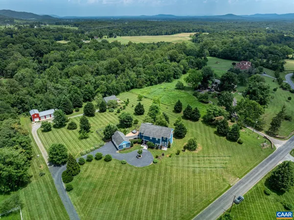 $1,625,000 | 7520 Greenwood Station Road, Greenwood, VA 22943