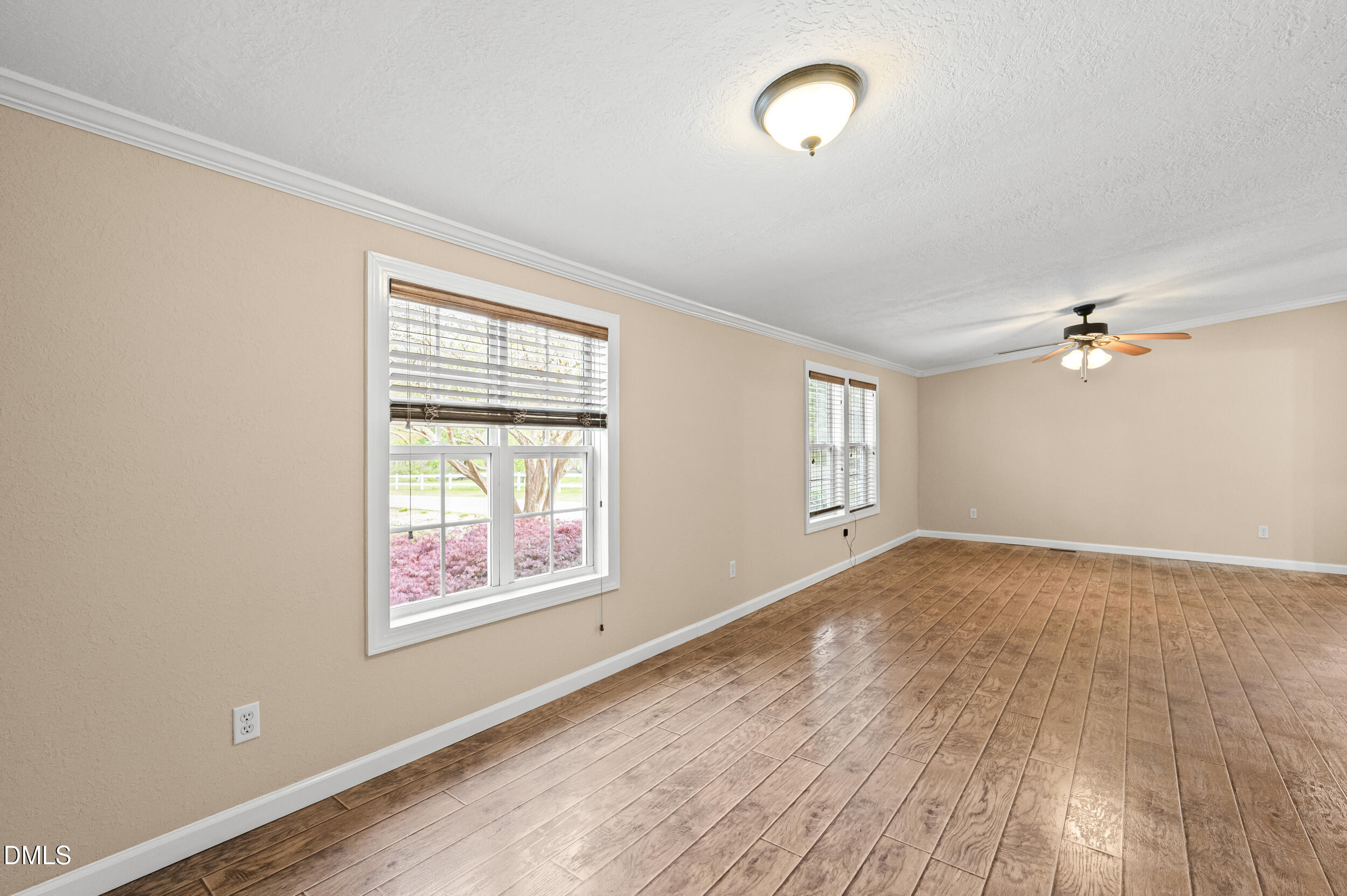 221 Pinkney Church Road Fremont, NC 27830 - Photo 15 of 36 an empty room with windows