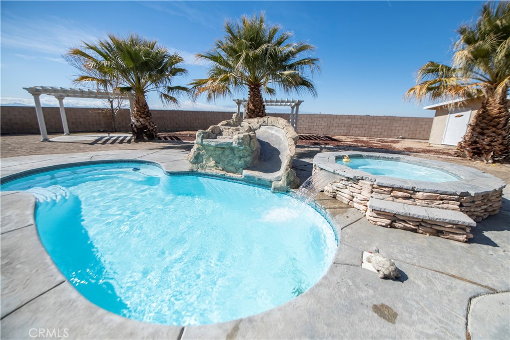 13436 Havasu Road Apple Valley, CA 92308 - Photo 1 of 1 Pool & Spa Oasis