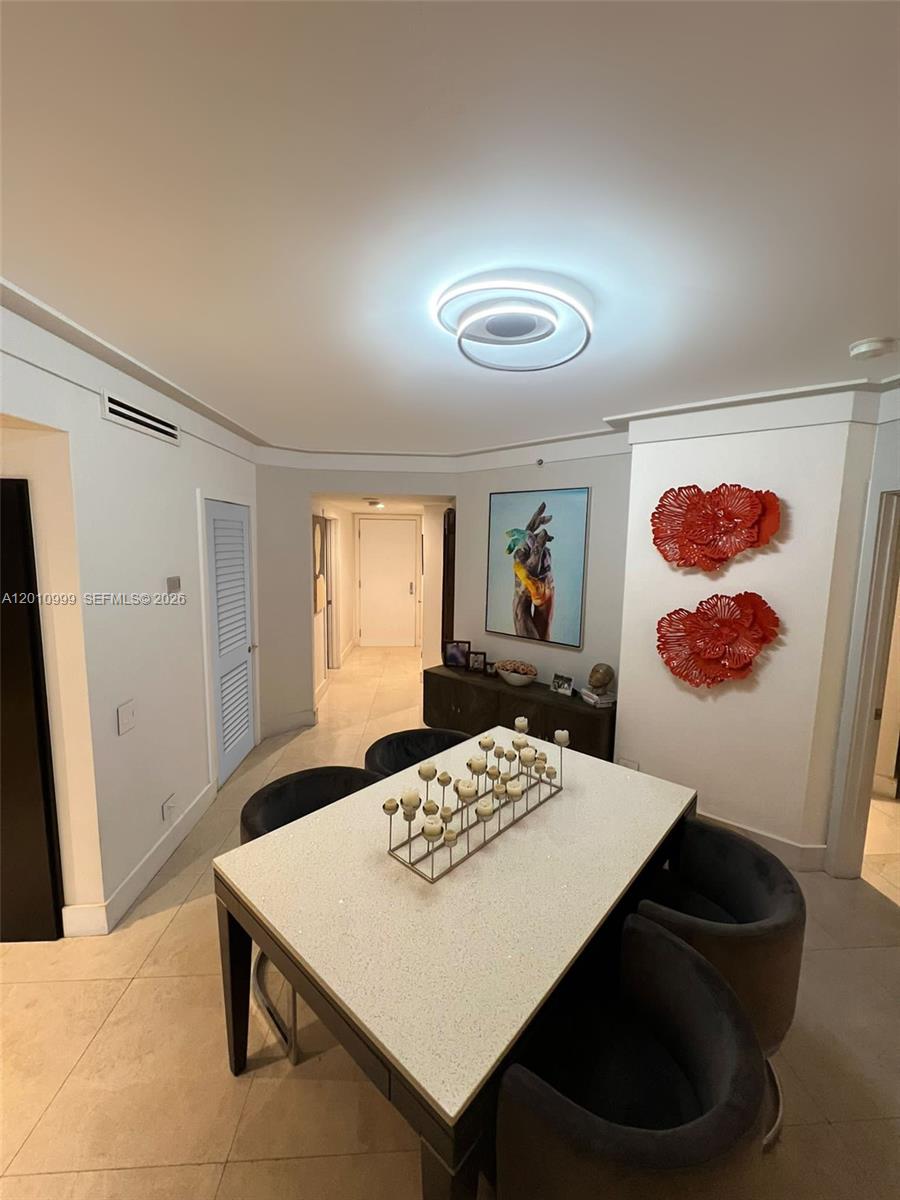 701 Brickell Key Boulevard, Unit 910 Miami, FL 33131 - Photo 8 of 30