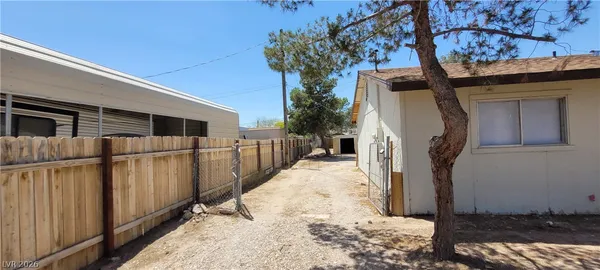 $1,950 | 4341 San Mateo Street, North Las Vegas, NV 89032