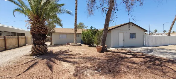 $1,950 | 4341 San Mateo Street, North Las Vegas, NV 89032