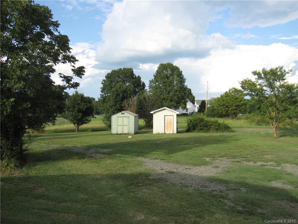 8025 County Line Road Mount Pleasant, NC 28124 - Photo 4 of 21 Gallery Image 4