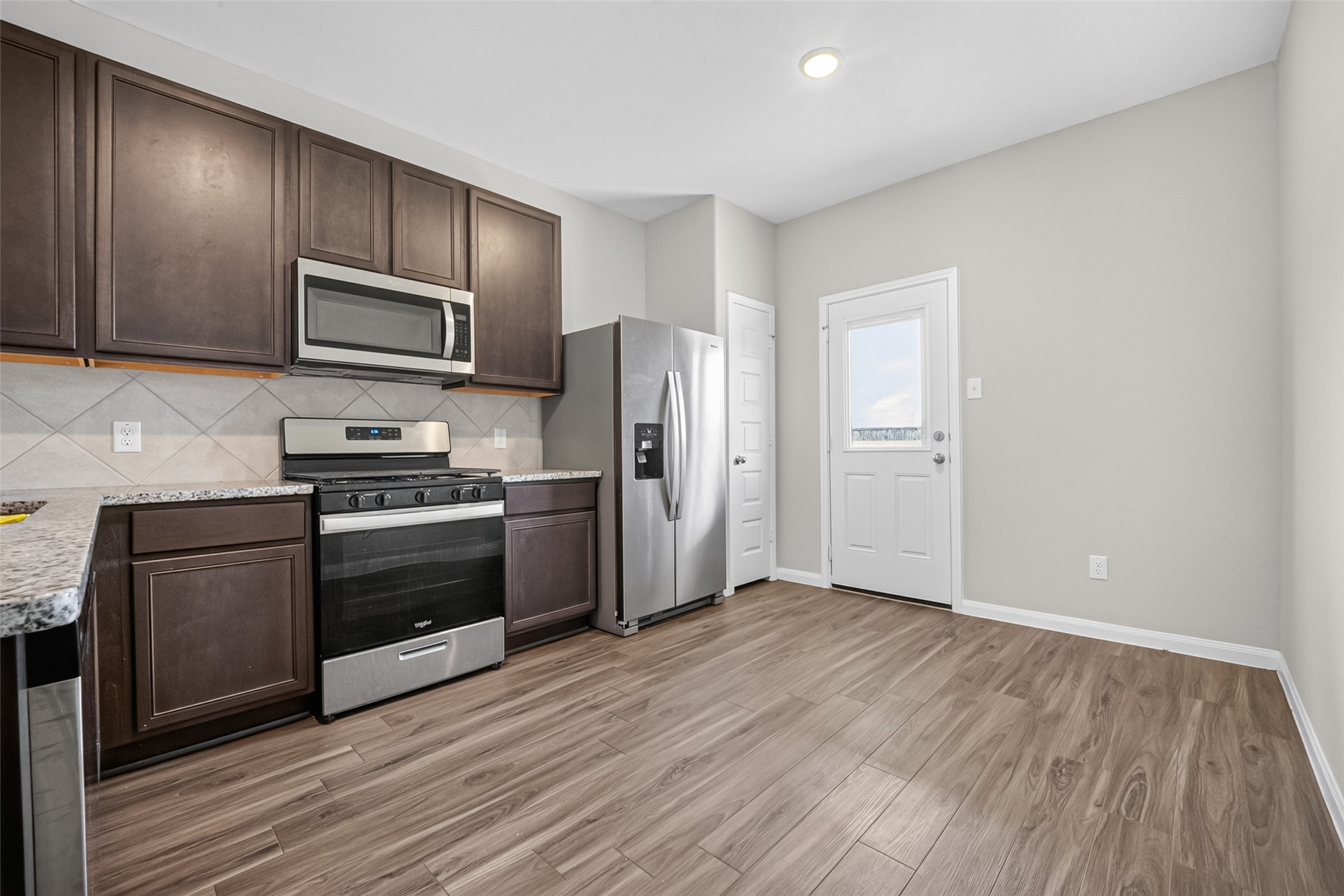 954 Luke Darrell Drive Rosharon, TX 77583 - Photo 13 of 45