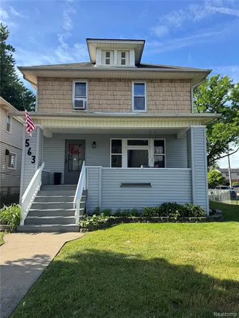 $299,900 | 563 Eureka Road, Wyandotte, MI 48192