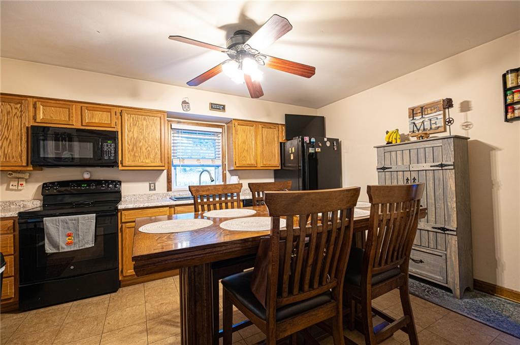 2093 Forest Grove Road Coraopolis, PA 15108 - Photo 12 of 17 Gallery Image 12