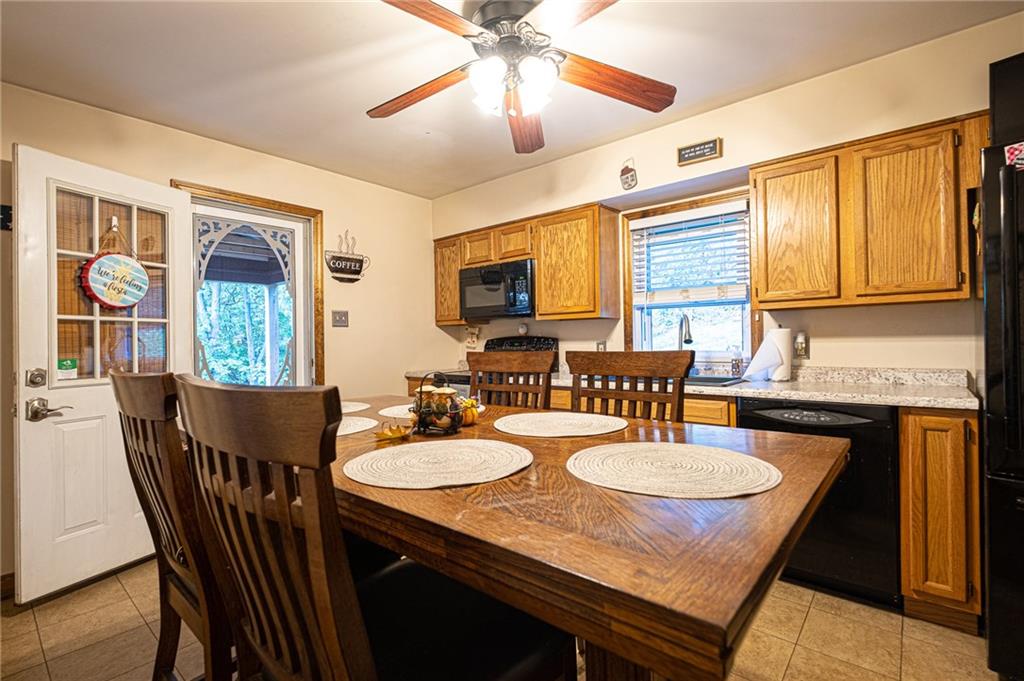 2093 Forest Grove Road Coraopolis, PA 15108 - Photo 14 of 17 Gallery Image 14
