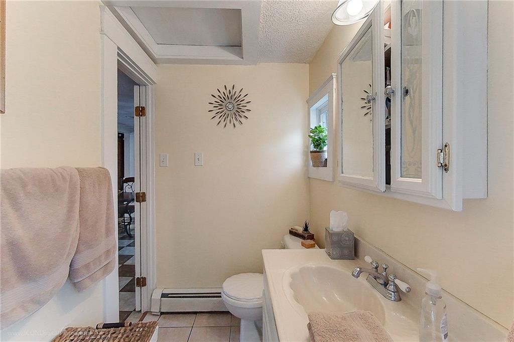 36 Church Street, Unit 2 Warren, RI 02885 - Photo 21 of 31