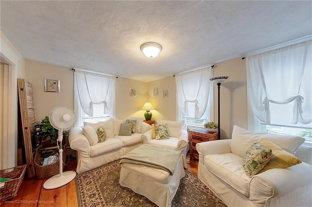 36 Church Street, Unit 2 Warren, RI 02885 - Photo 4 of 31