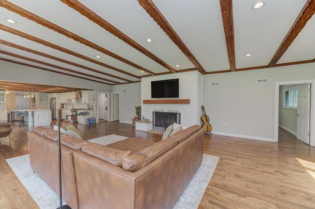 83 4n021 Il Route Bensenville, IL 60106 - Photo 17 of 33 Gallery Image 17
