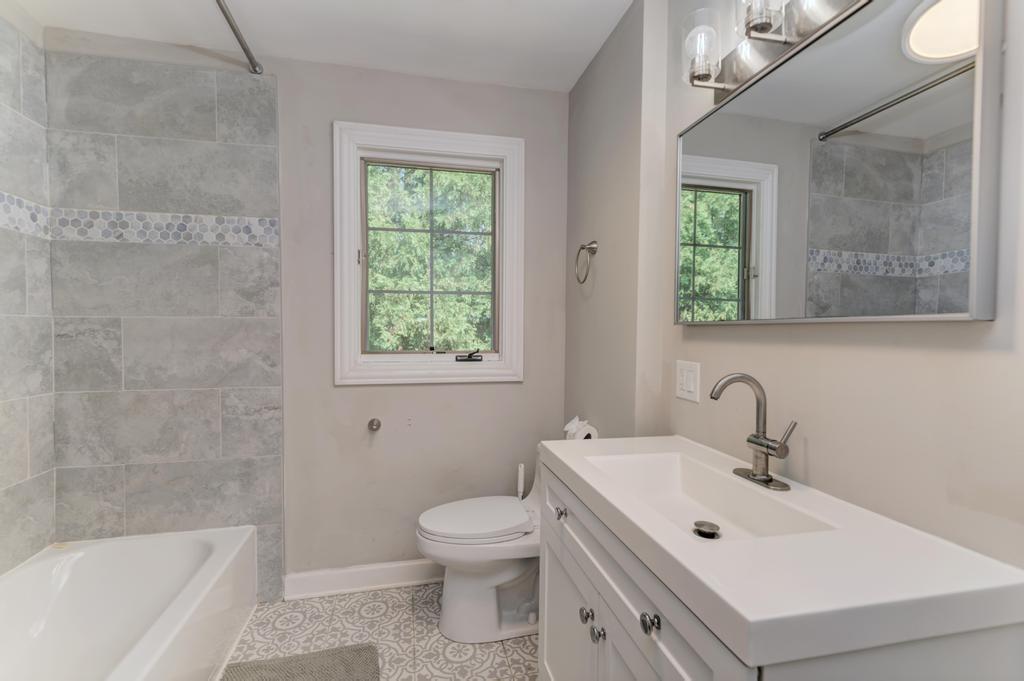 83 4n021 Il Route Bensenville, IL 60106 - Photo 25 of 33 Gallery Image 25
