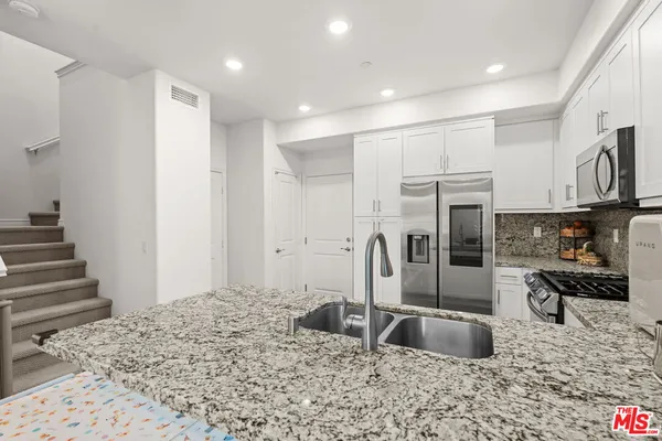 $939,000 | 846 Arletta Way, Fullerton, CA 92835