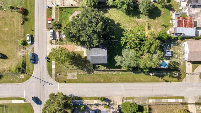 $1,800 | 4 South Hudson Street, Orlando, FL 32835