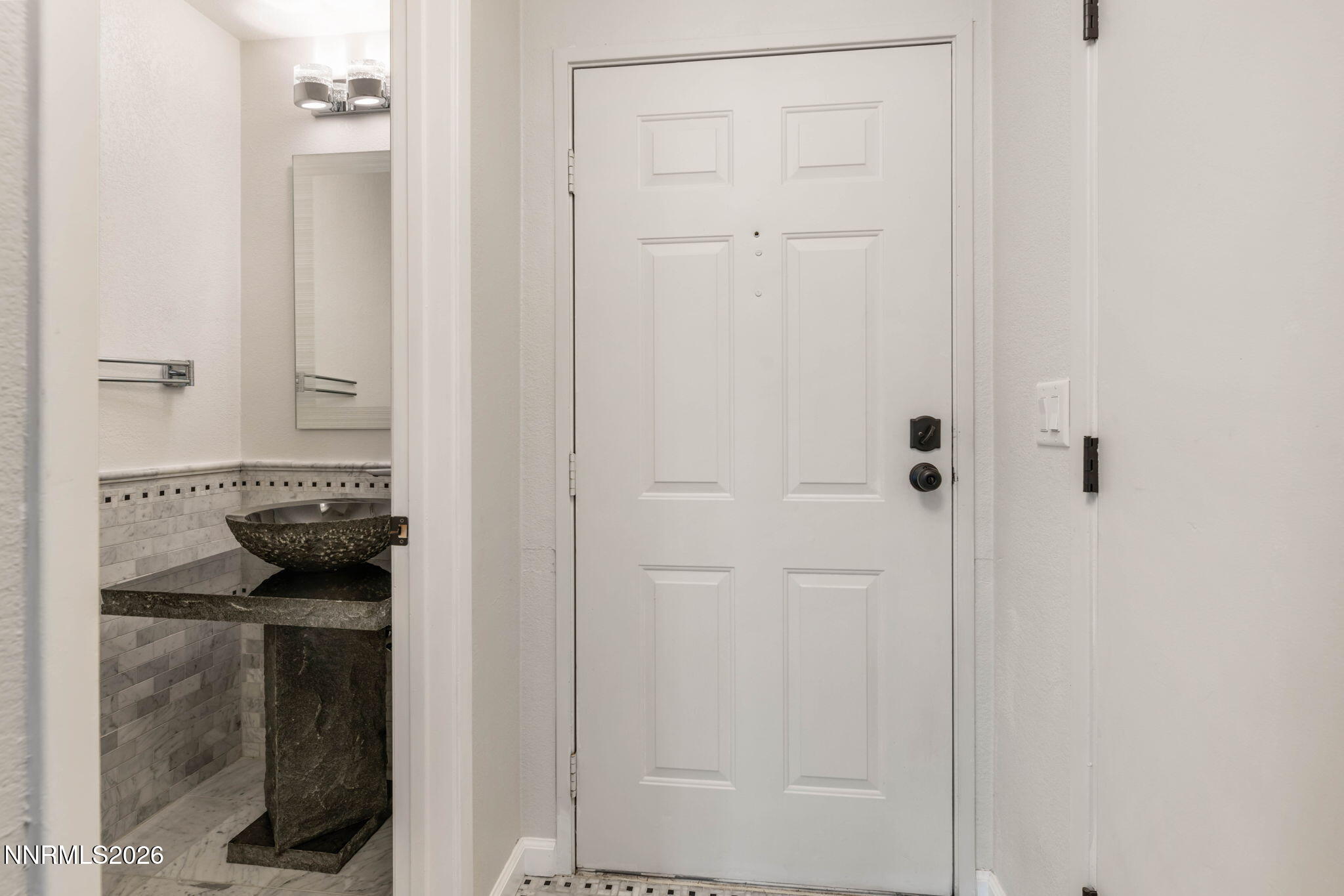 2875 Idlewild Drive, Unit 49 Reno, NV 89509 - Photo 9 of 42 12-web-or-mls-DSC_4828