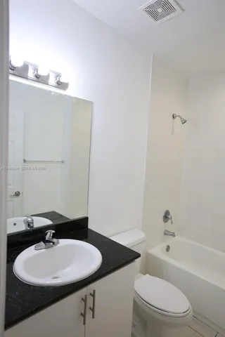 $2,250 | 405 East 7th Street, Unit 200A, Hialeah, FL 33010