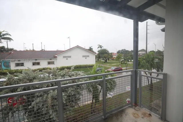 $2,250 | 405 East 7th Street, Unit 200A, Hialeah, FL 33010
