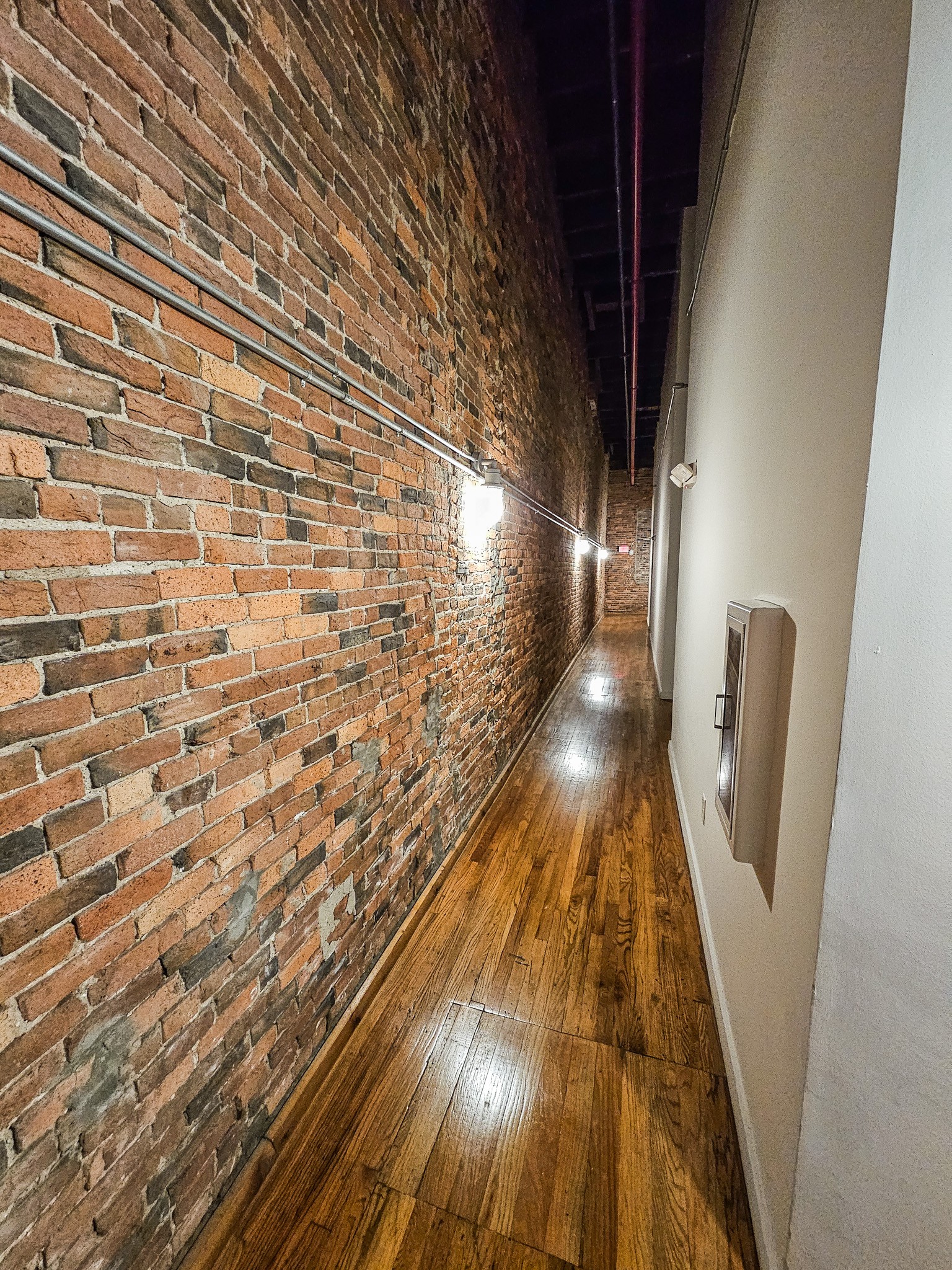 231 Rep. John Lewis Way North, Unit 406 Nashville, TN 37219 - Photo 5 of 30 a view of entryway