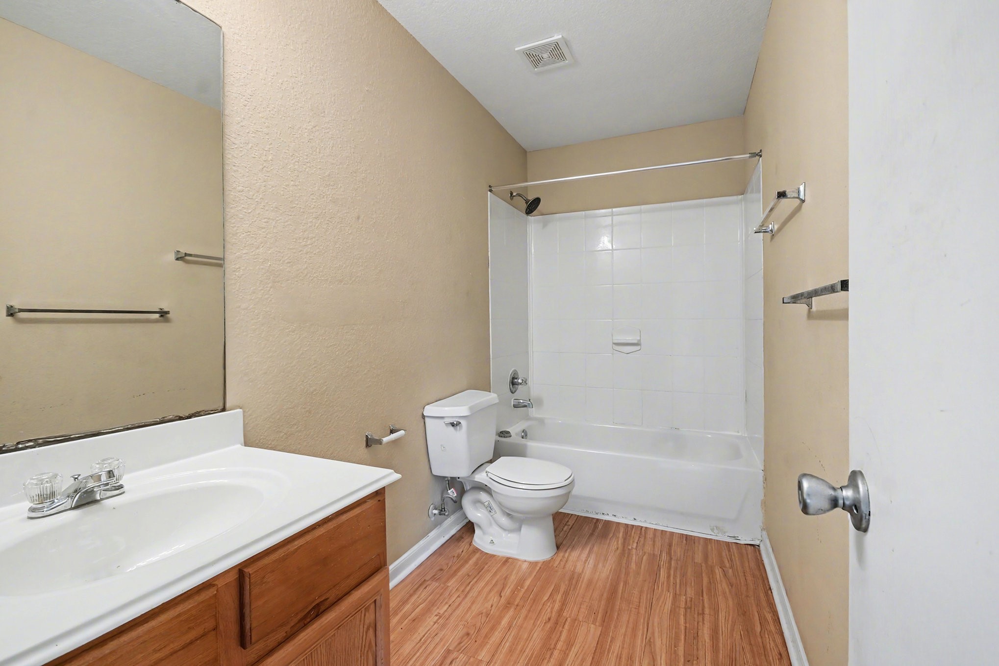 6703 Providence View Lane Houston, TX 77049 - Photo 19 of 21 a bathroom with a sink a toilet and shower