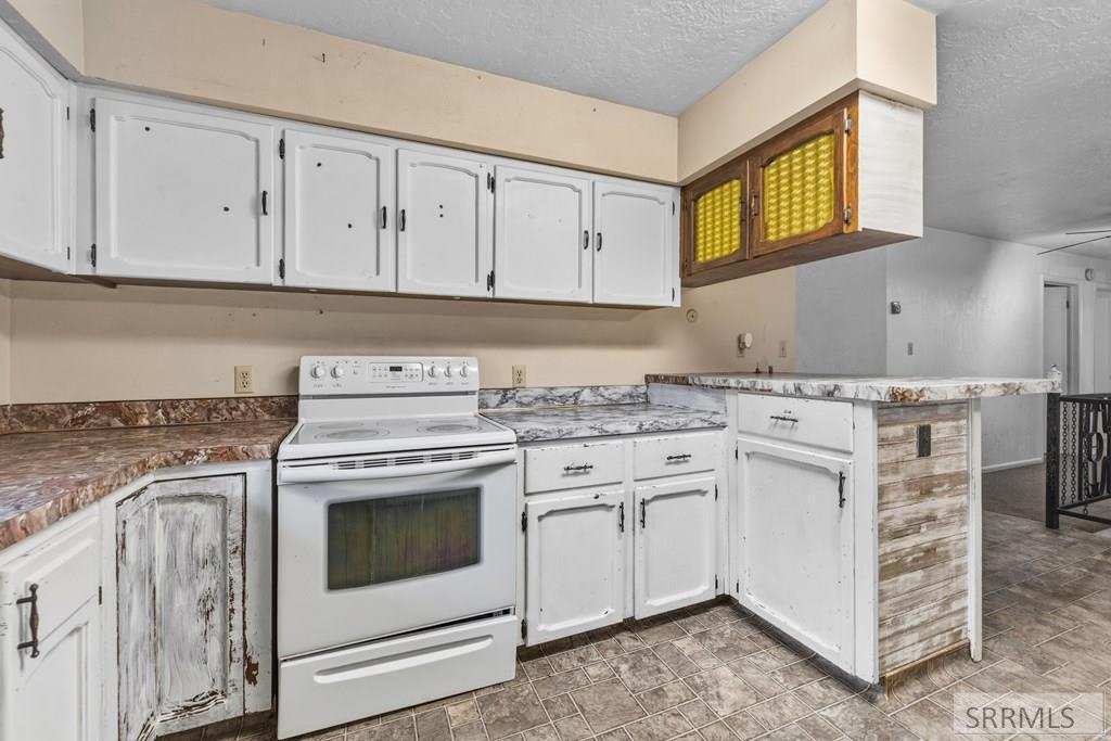 792 North 3600 East Menan, ID 83434 - Photo 8 of 35