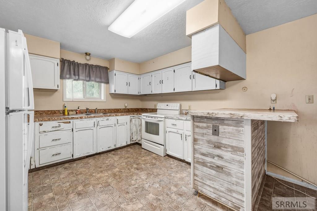 792 North 3600 East Menan, ID 83434 - Photo 10 of 35