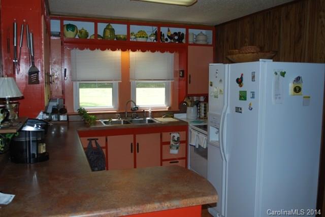 2289 Walker Road Mount Pleasant, NC 28124 - Photo 6 of 15 Gallery Image 6