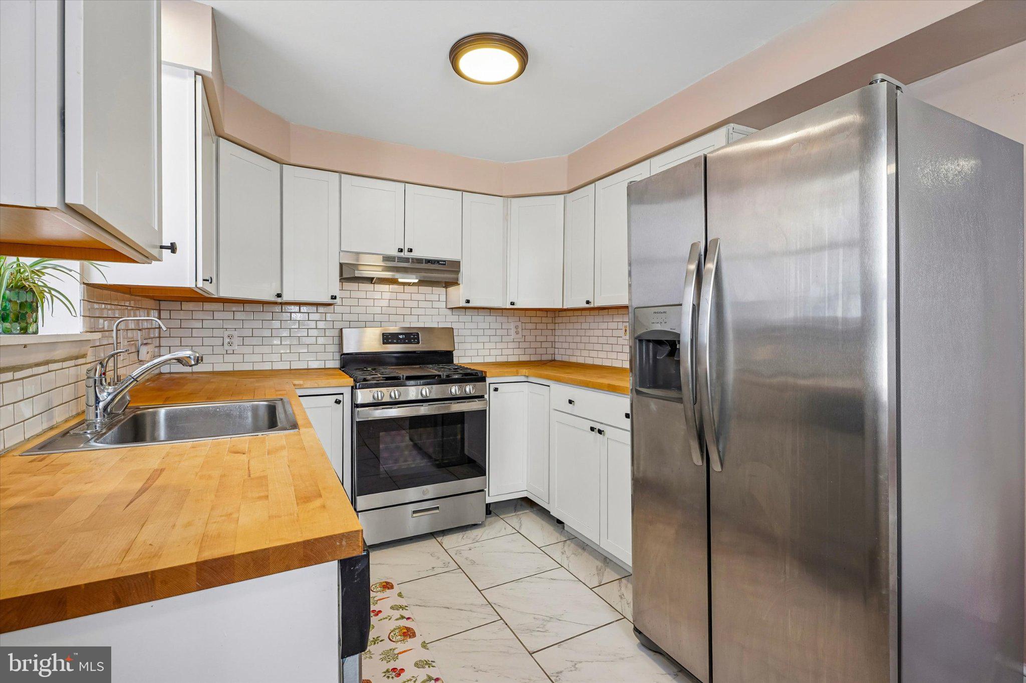 223 Grape Street Philadelphia, PA 19128 - Photo 11 of 29 Gallery Image 11