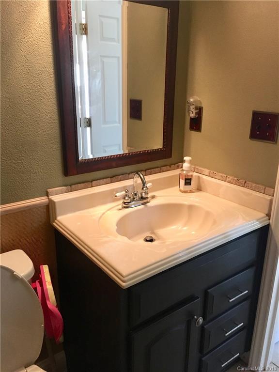 98 Church Road Fairview, NC 28730 - Photo 12 of 14 Gallery Image 12