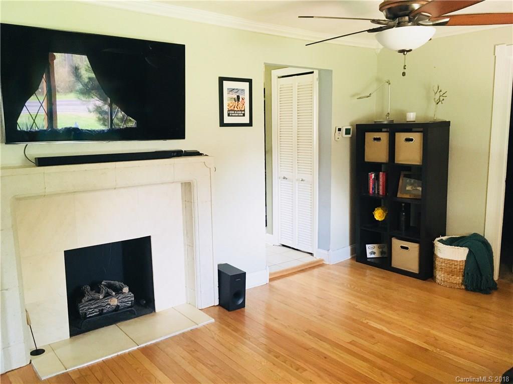 98 Church Road Fairview, NC 28730 - Photo 3 of 14 Gallery Image 3