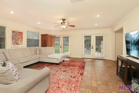 $299,000 | 633 College Hill Drive, Baton Rouge, LA 70808