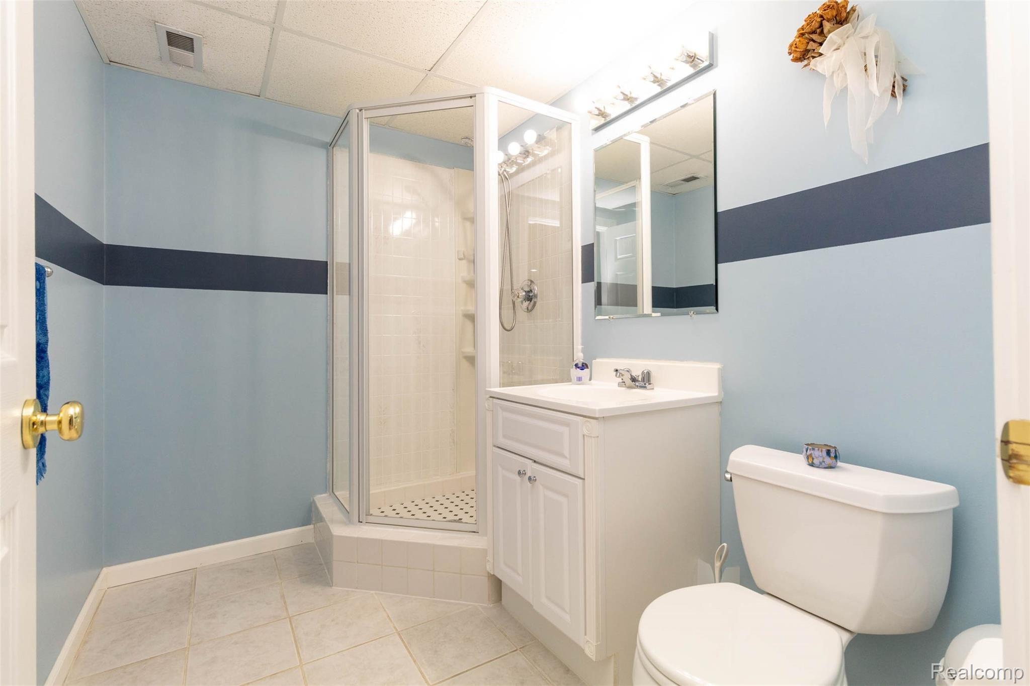3878 Donaldson Road Rochester, MI 48307 - Photo 38 of 41 57.jpg