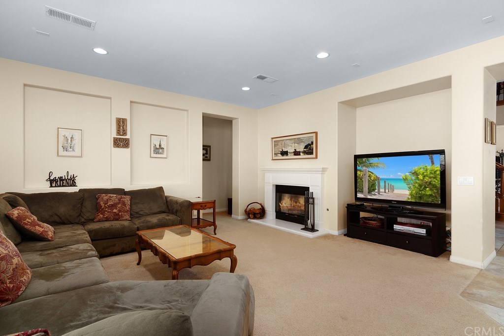 32764 Lambeth Street Winchester, CA 92596 - Photo 14 of 57