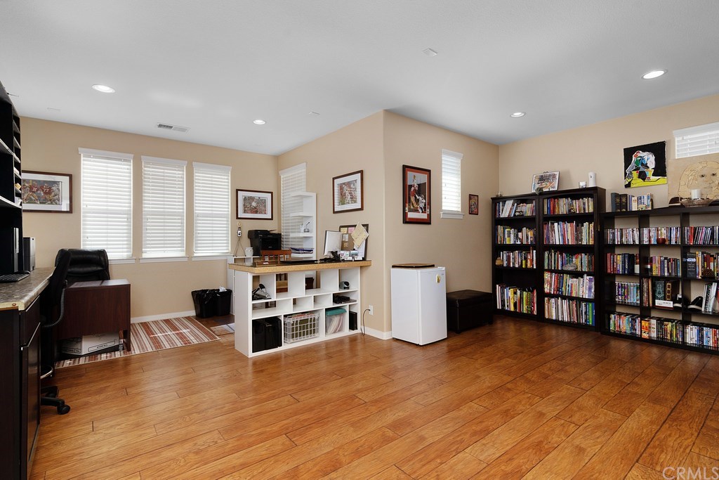 32764 Lambeth Street Winchester, CA 92596 - Photo 28 of 57