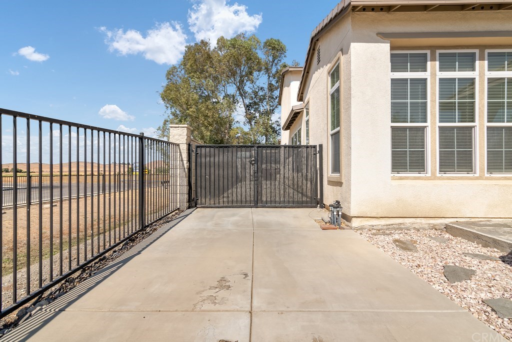 32764 Lambeth Street Winchester, CA 92596 - Photo 53 of 57