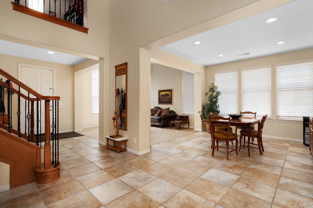 32764 Lambeth Street Winchester, CA 92596 - Photo 10 of 57