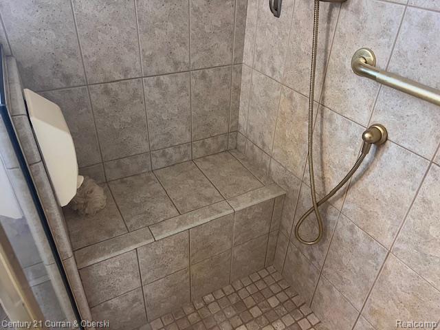 5463 Greenfield Road Brighton, MI 48114 - Photo 37 of 70 Gallery Image 37
