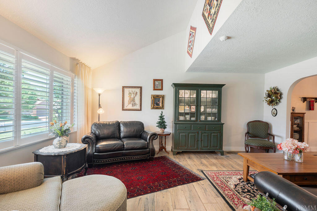 545 South Valley View Drive, Unit 67 St. George, UT 84770 - Photo 9 of 45 formal living room
