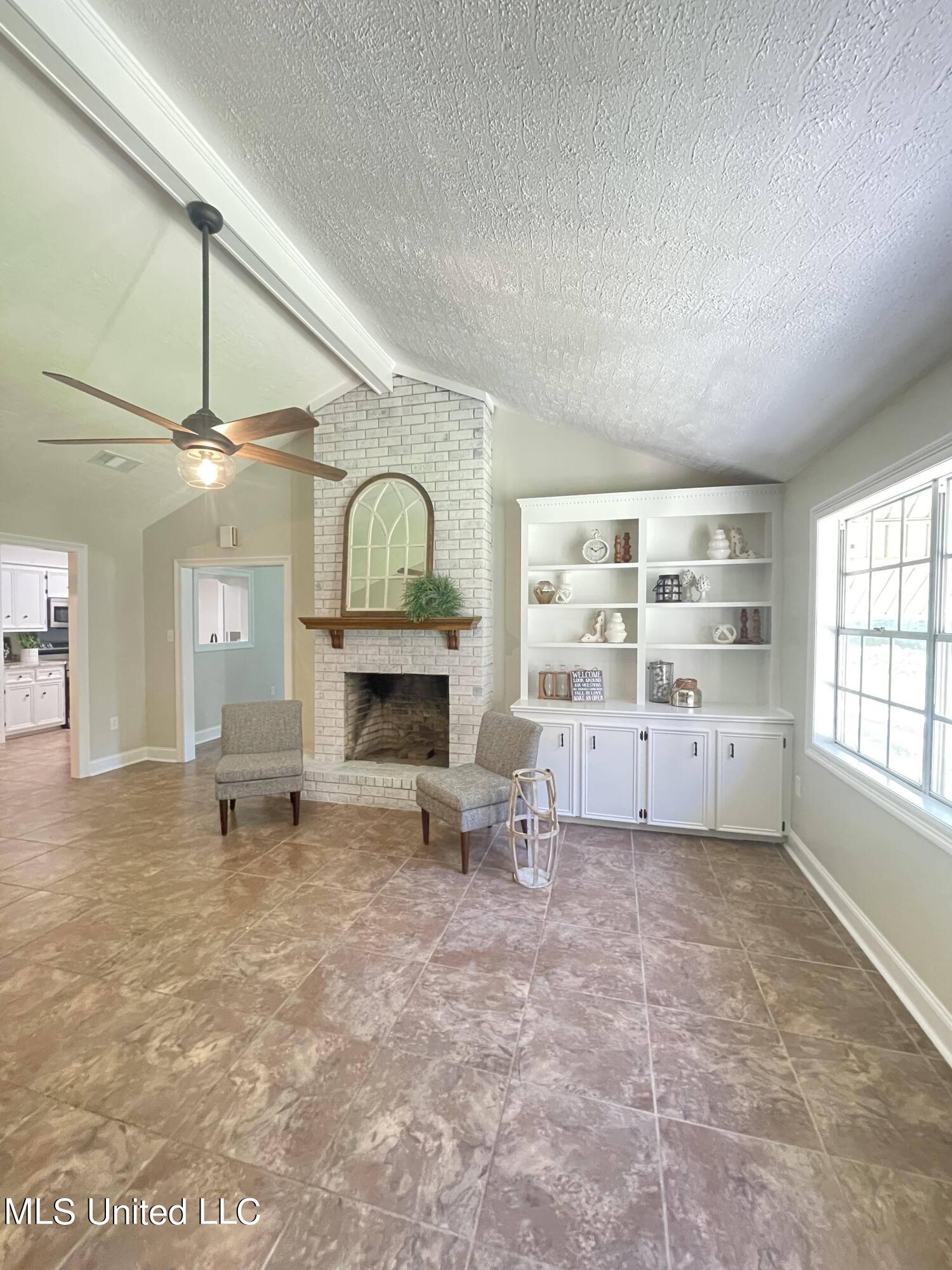 1333 McRaven Road Clinton, MS 39056 - Photo 8 of 30 364191240_948619526362121_78648450967760