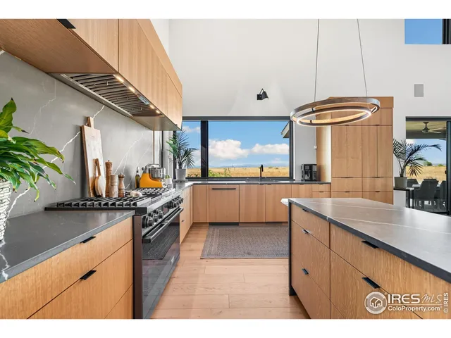 $2,150,000 | 7505 County Road 100, Wellington, CO 80549