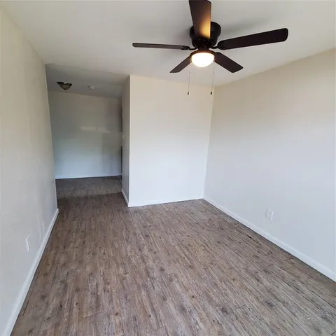 $465,000 | 4205 Metropolitan Avenue, Dallas, TX 75210