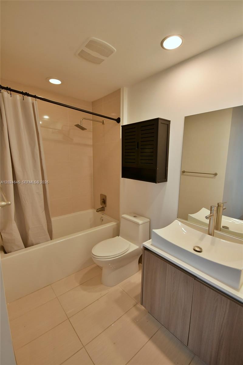 201 Southwest 17th Road, Unit 304 Miami, FL 33129 - Photo 36 of 68