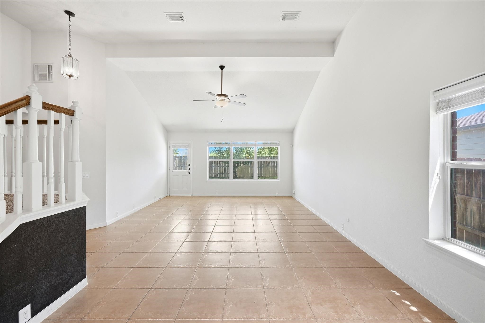 727 Cypresswood Ridge Spring, TX 77373 - Photo 4 of 32 Gallery Image 4