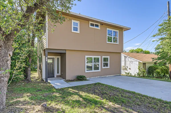$1,895 | 11007 Elm Street, Jonestown, TX 78645