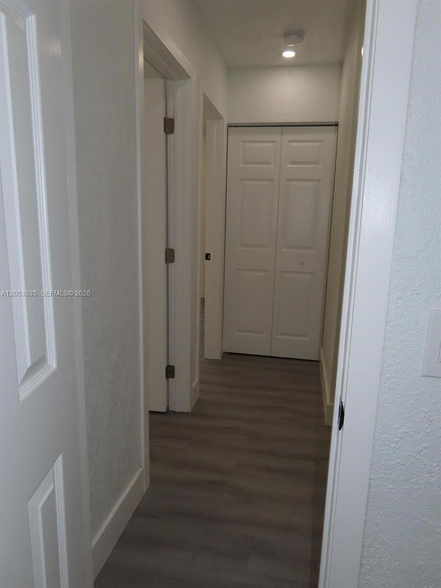 95 Southwest 17th Terrace Homestead, FL 33030 - Photo 3 of 48